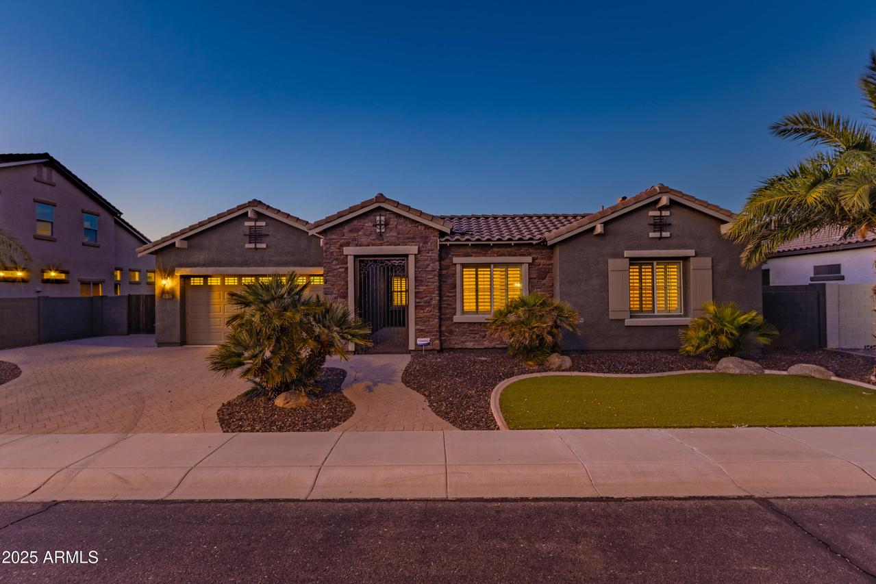 3132 E Athena Ct., Gilbert, AZ 85297