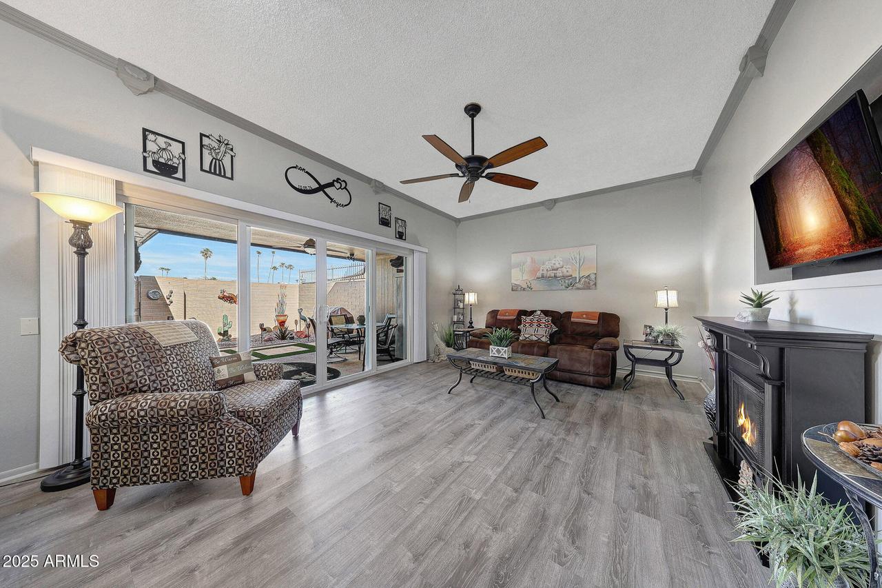 13842 N 111th Ave., Sun City, AZ 85351
