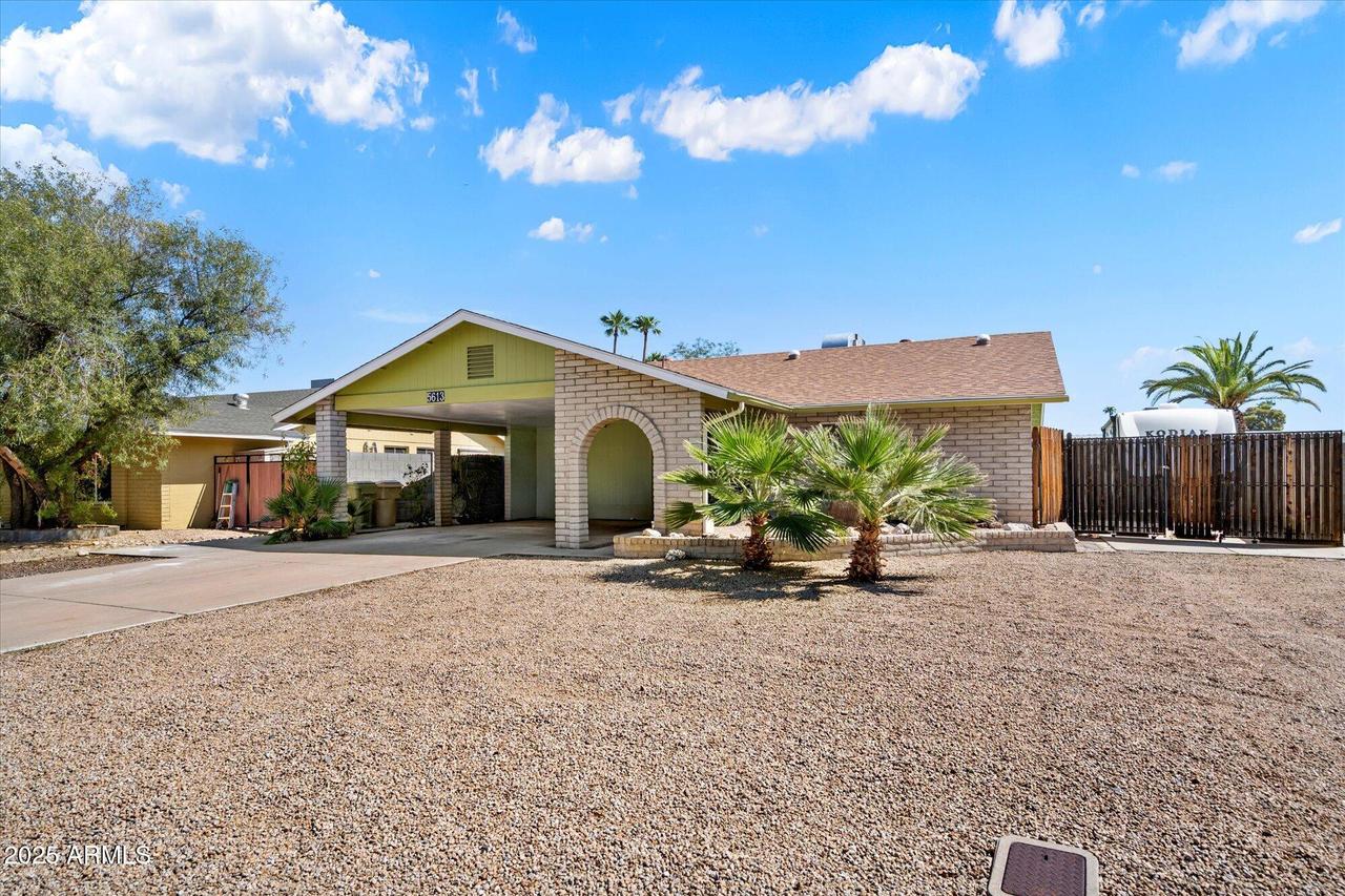 5613 W Grovers Ave., Glendale, AZ 85308