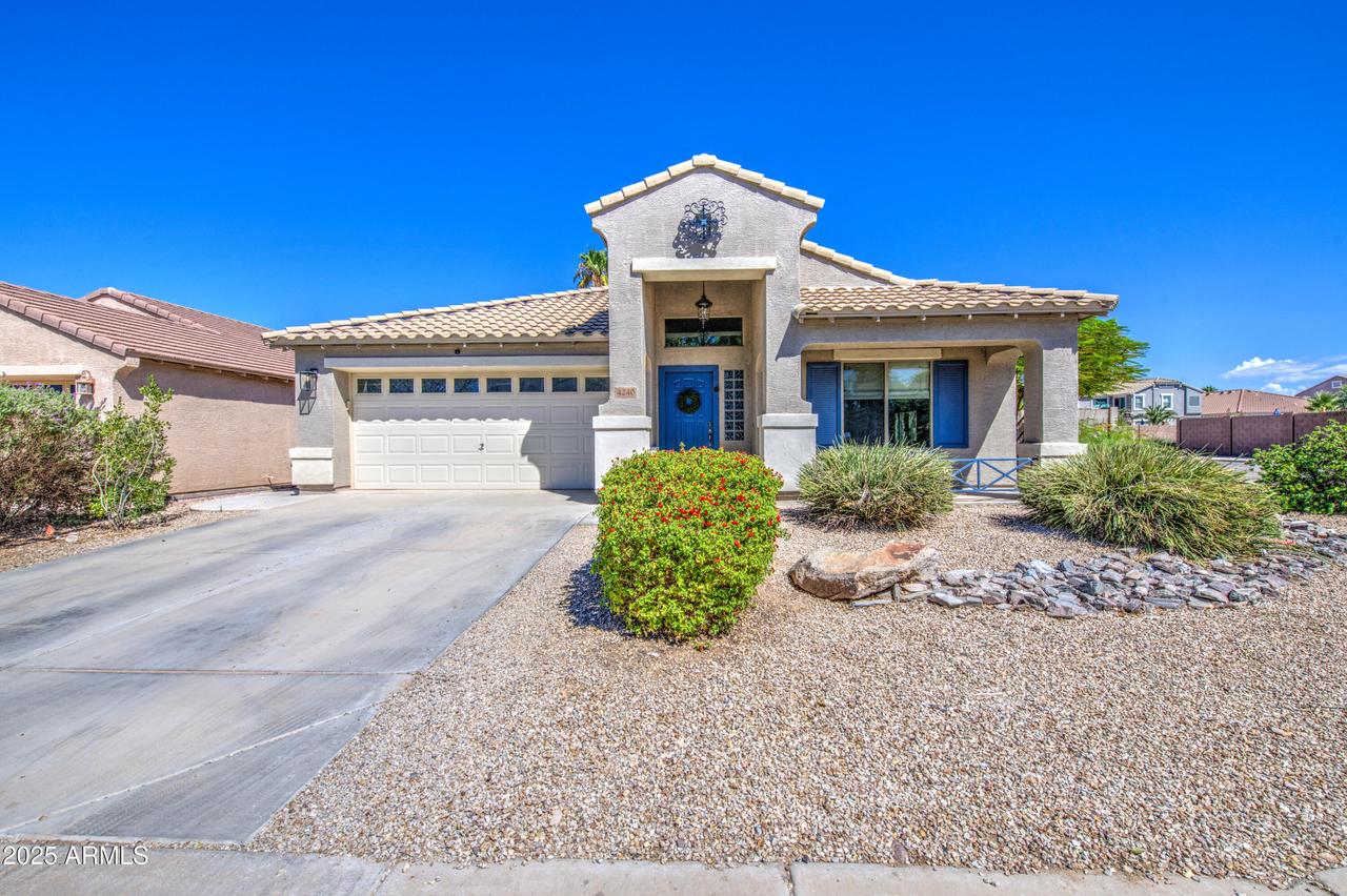 4240 E Amarillo Dr., San Tan Valley, AZ 85140
