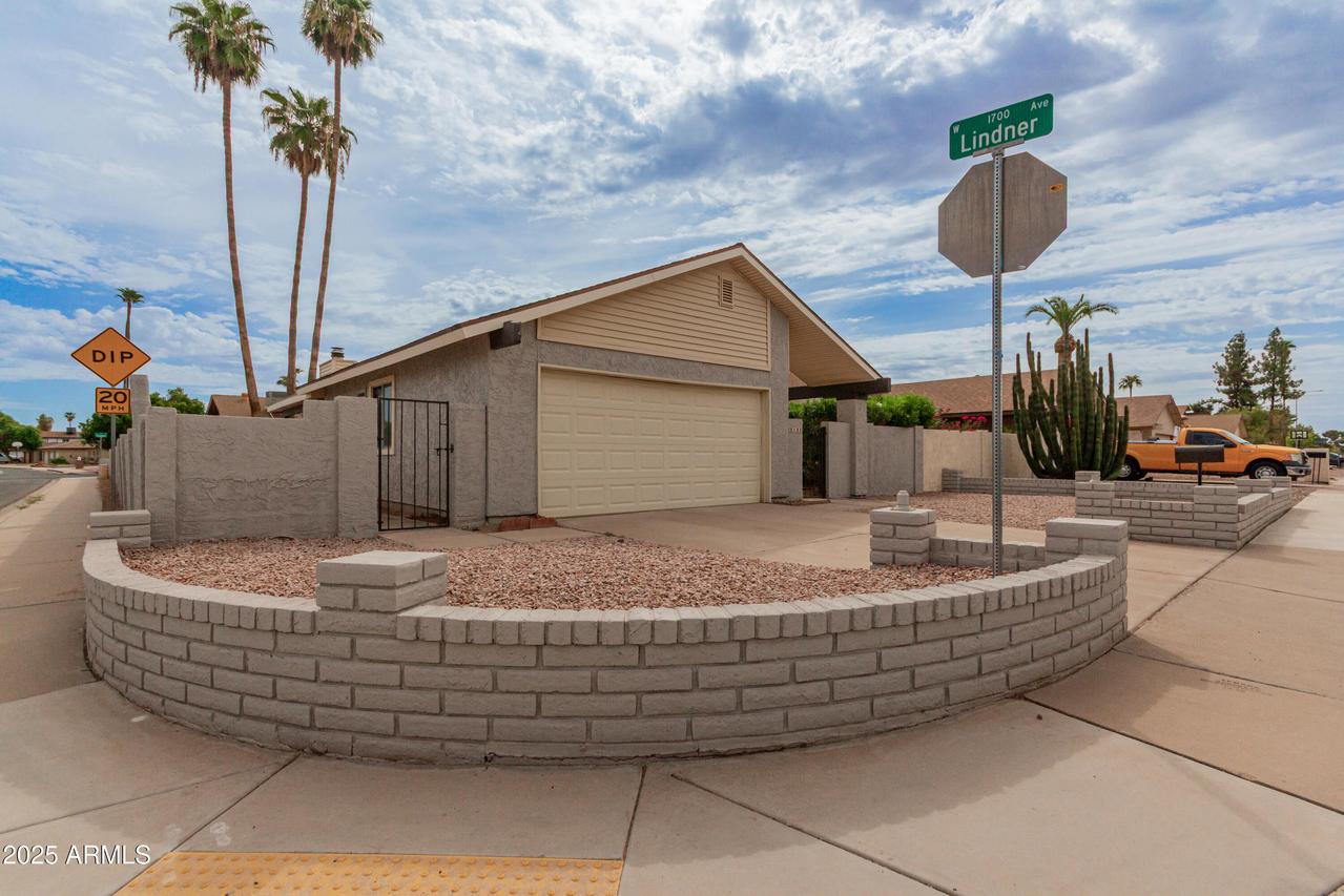 2135 S Cholla, Mesa, AZ 85202