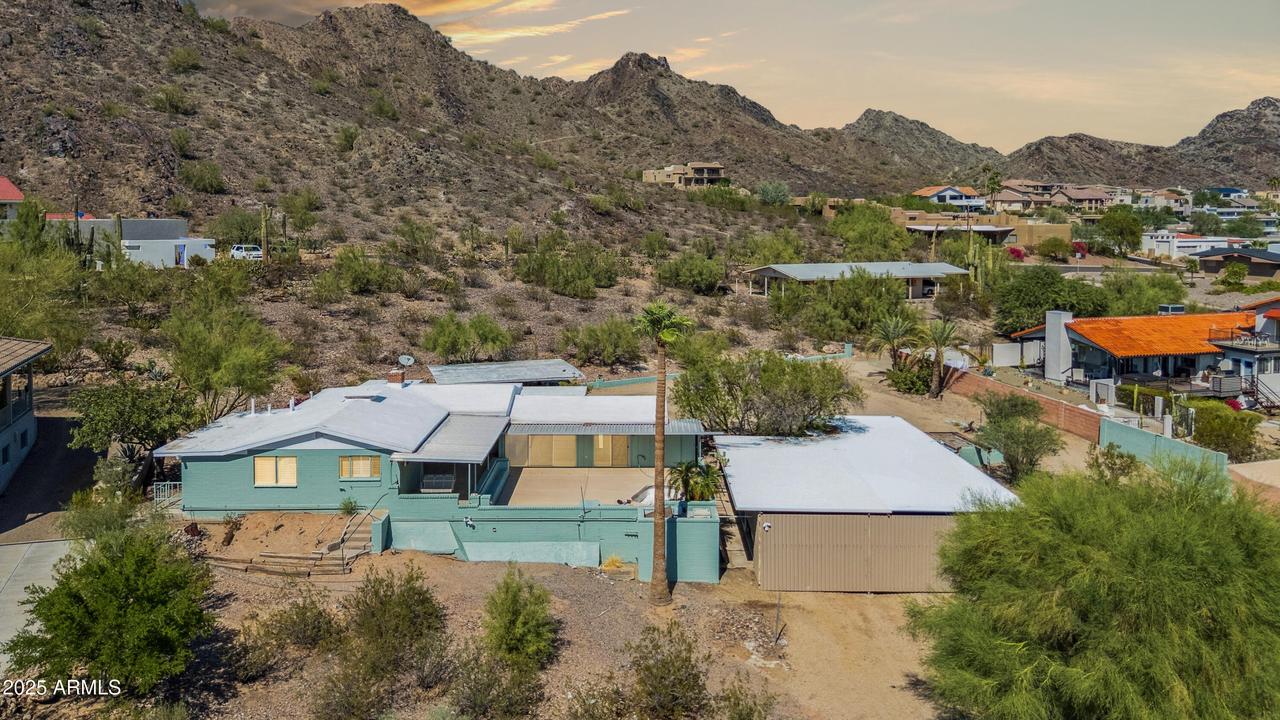 8340 N 16th St., Phoenix, AZ 85020