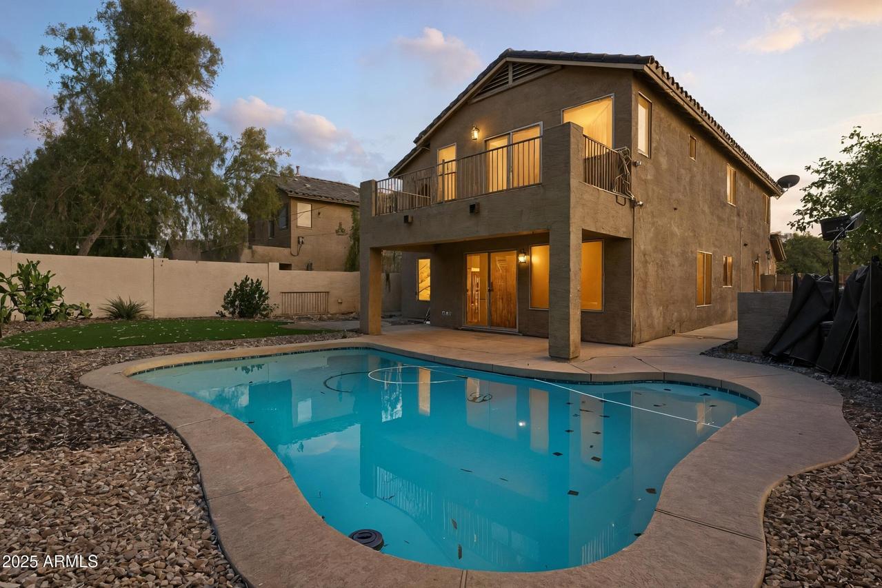 5208 W Campo Bello Dr., Glendale, AZ 85308