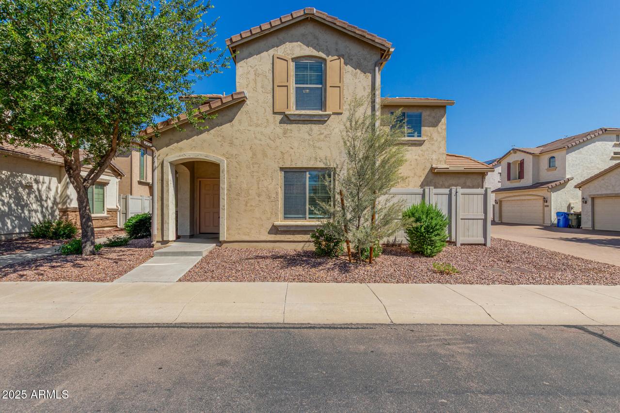 15933 N 19th Dr., Phoenix, AZ 85023
