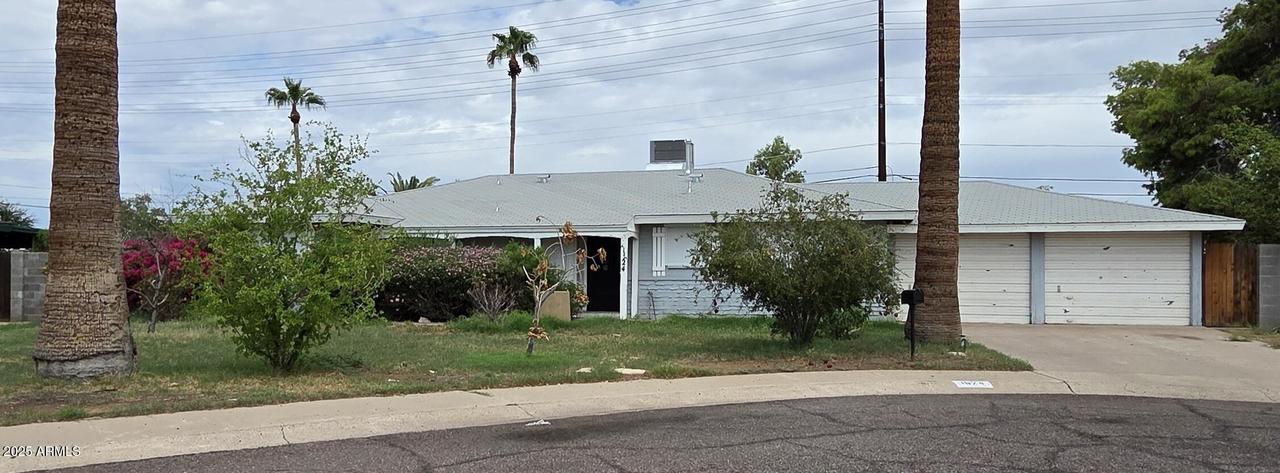 1524 W Mission Ln., Phoenix, AZ 85021