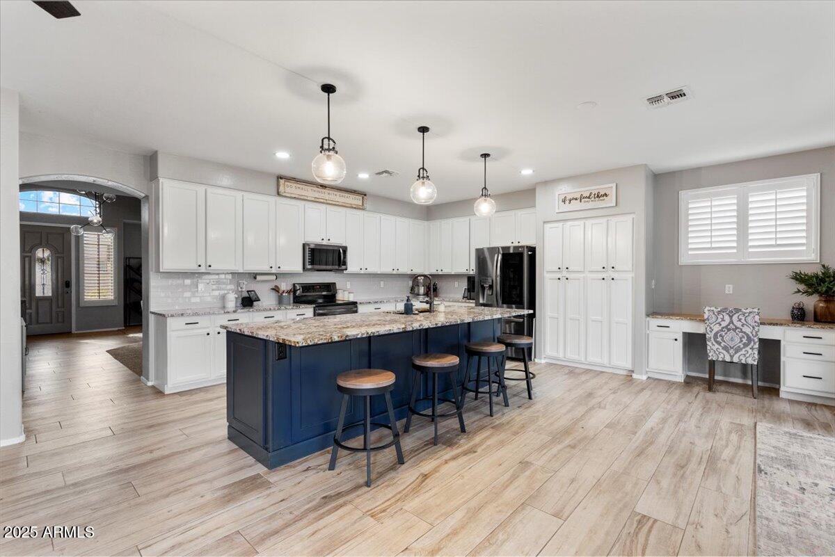 22471 N 79th Dr., Peoria, AZ 85383