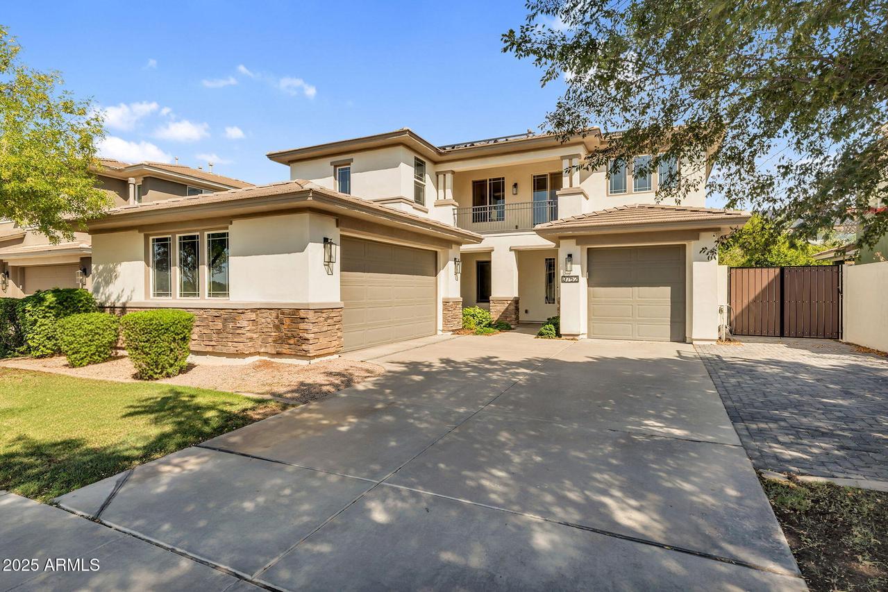 3752 E Robin Ln., Gilbert, AZ 85296