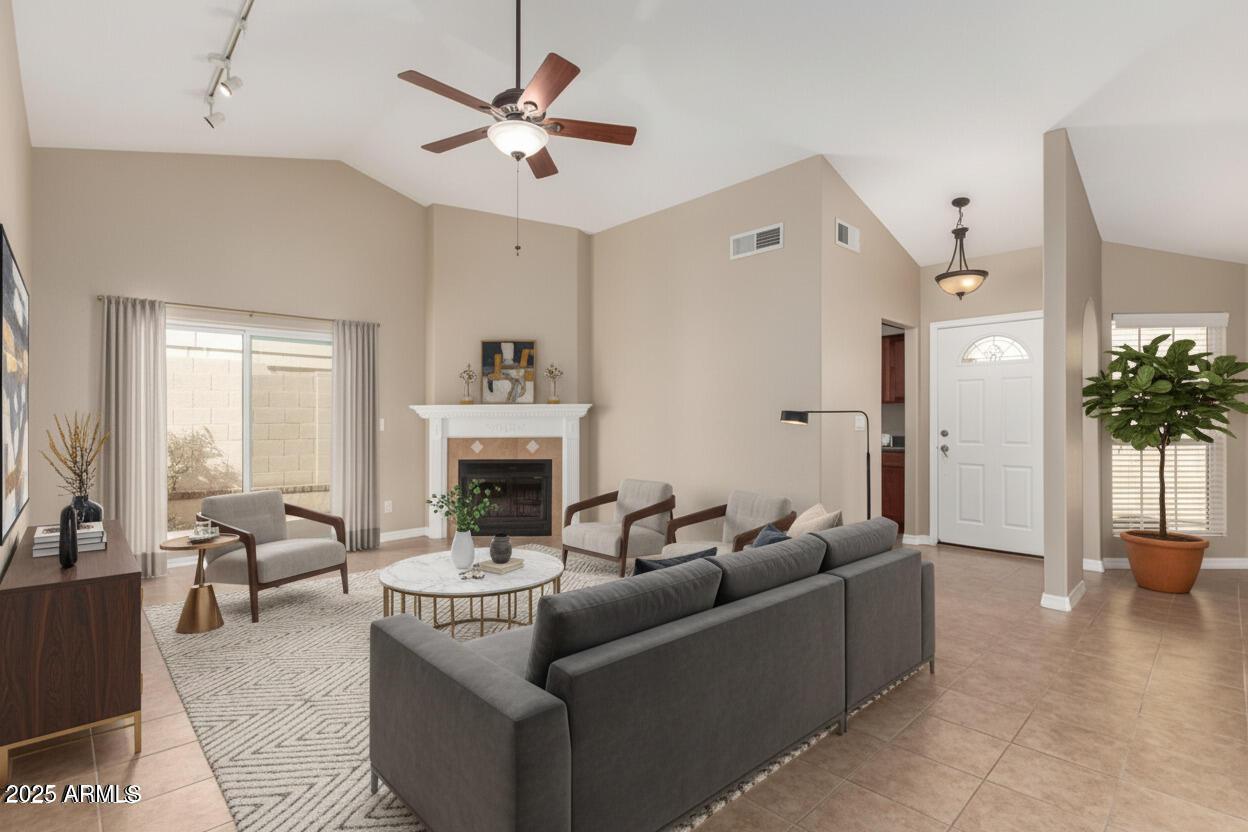 502 E Topeka Dr., Phoenix, AZ 85024