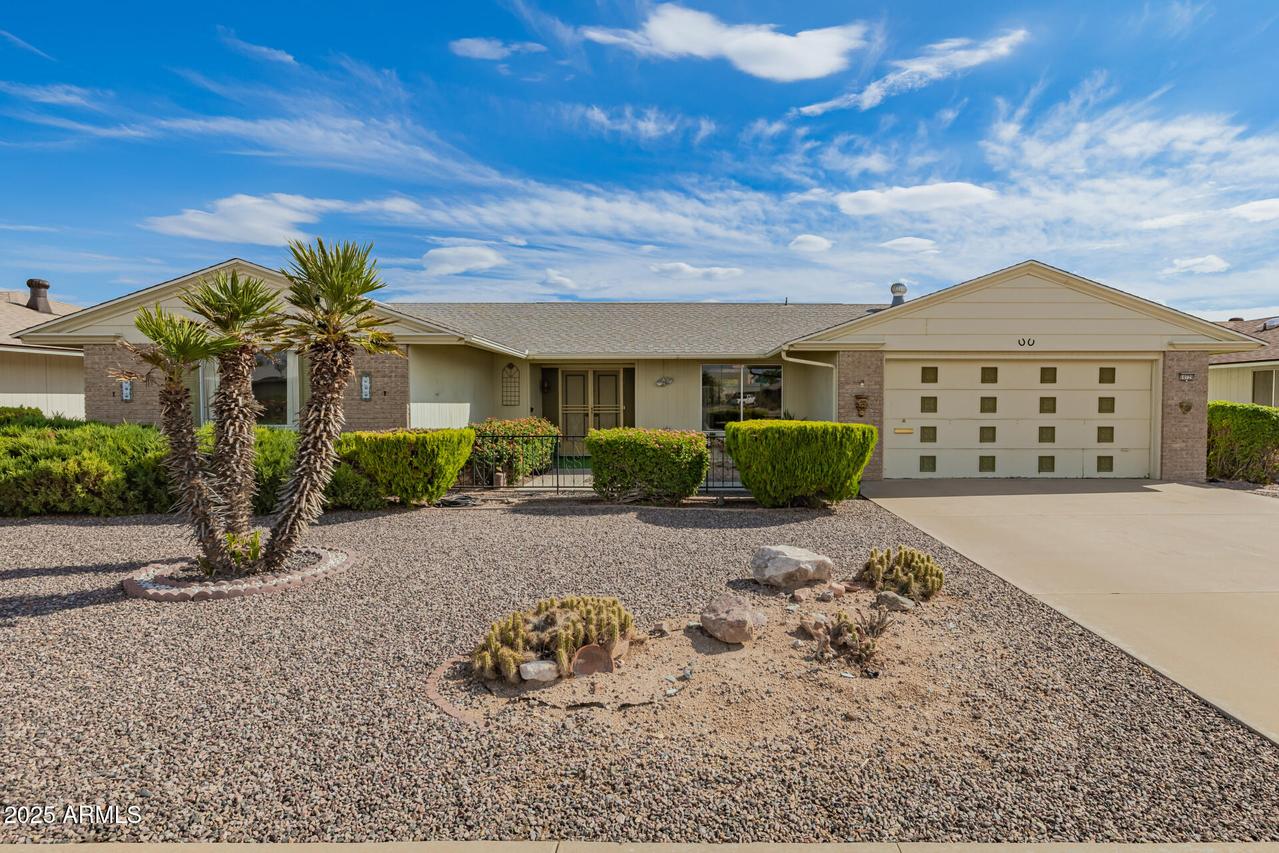 10729 W Amber Trail Tr., Sun City, AZ 85351