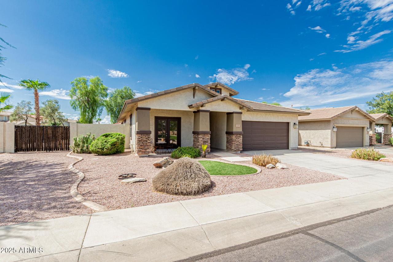 7048 S View Ln., Gilbert, AZ 85298