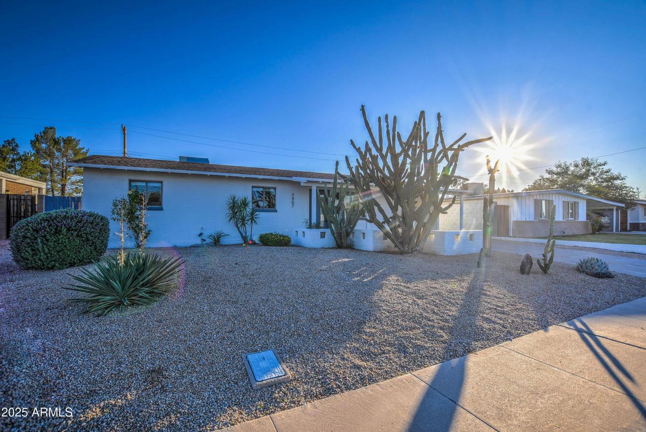 7907 E Latham St., Scottsdale, AZ 85257
