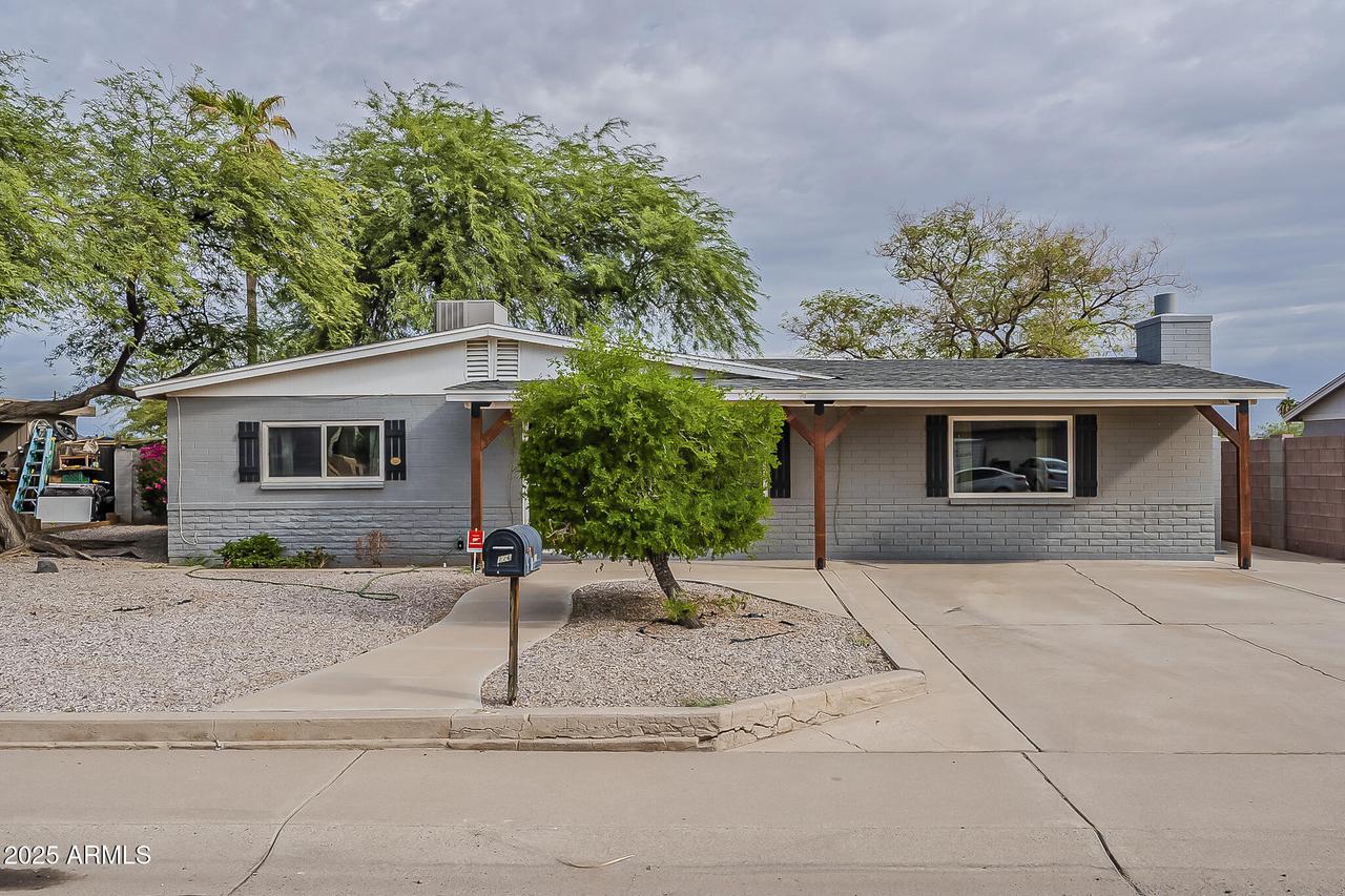 226 W Cholla St., Casa Grande, AZ 85122
