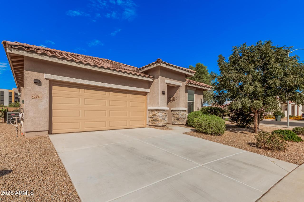 2536 E Paseo Dr., Casa Grande, AZ 85194