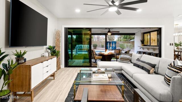 4233 E Cholla St., Phoenix, AZ 85028