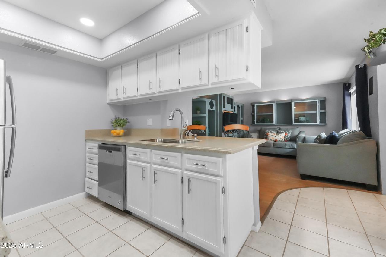 520 N Stapley Dr. #117, Mesa, AZ 85203