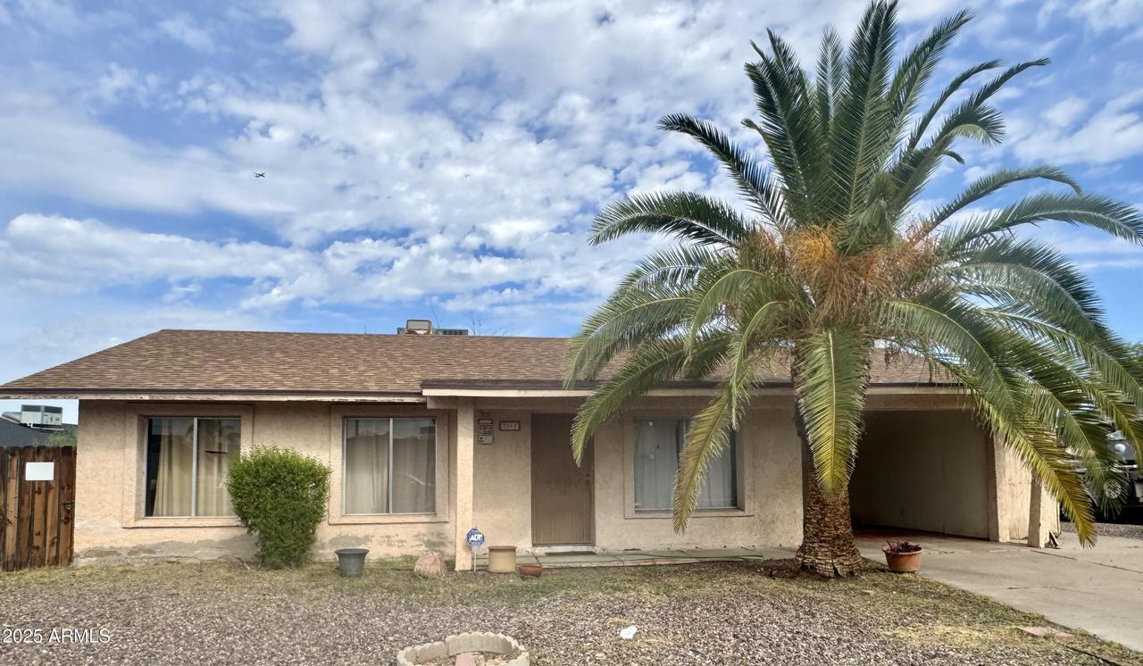 2064 W Camino Cir., Mesa, AZ 85201