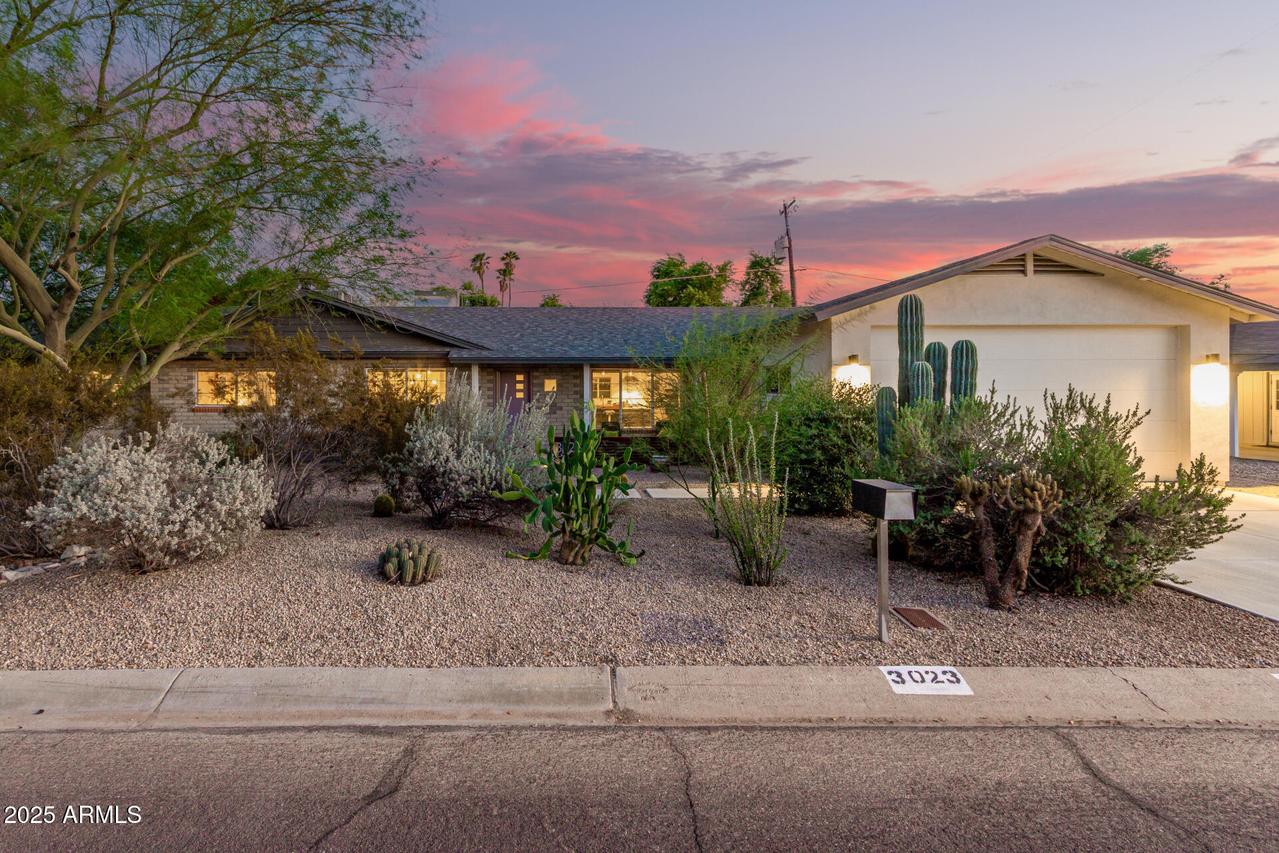 3023 E Sells Dr., Phoenix, AZ 85016