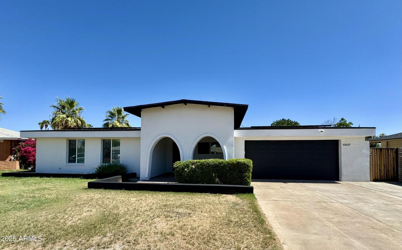 10037 N 42nd Dr., Phoenix, AZ 85051