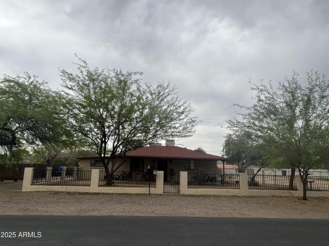 3021 E Saint John Rd., Phoenix, AZ 85032