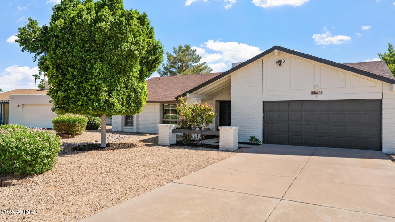4409 E Gelding Dr., Phoenix, AZ 85032