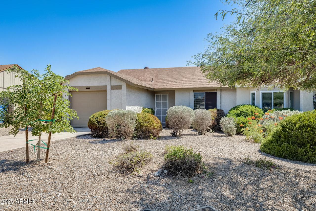 3221 W Mohawk Ln., Phoenix, AZ 85027