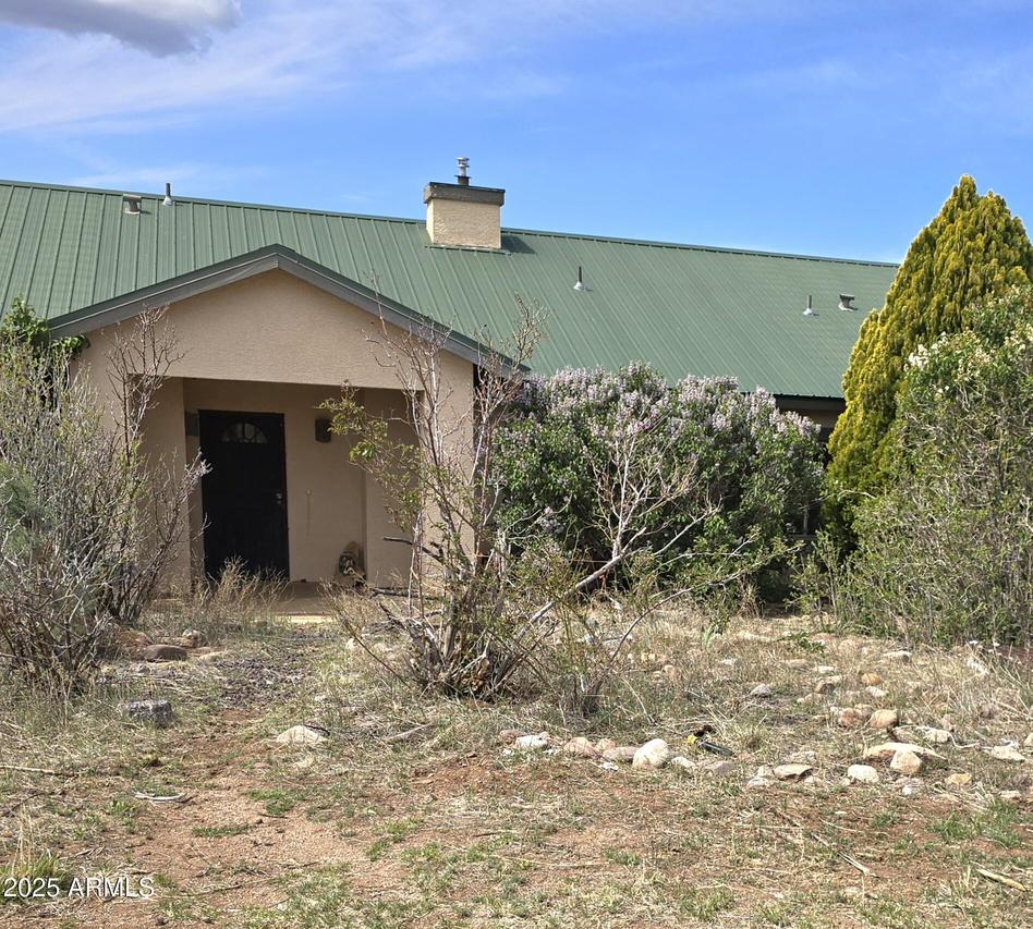 300 N Navajo Tr., Young, AZ 85554