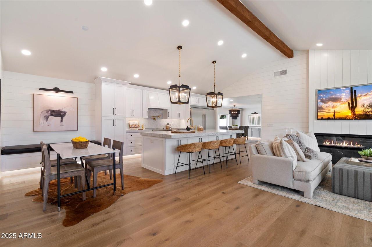 5440 E Beck Ln., Scottsdale, AZ 85254