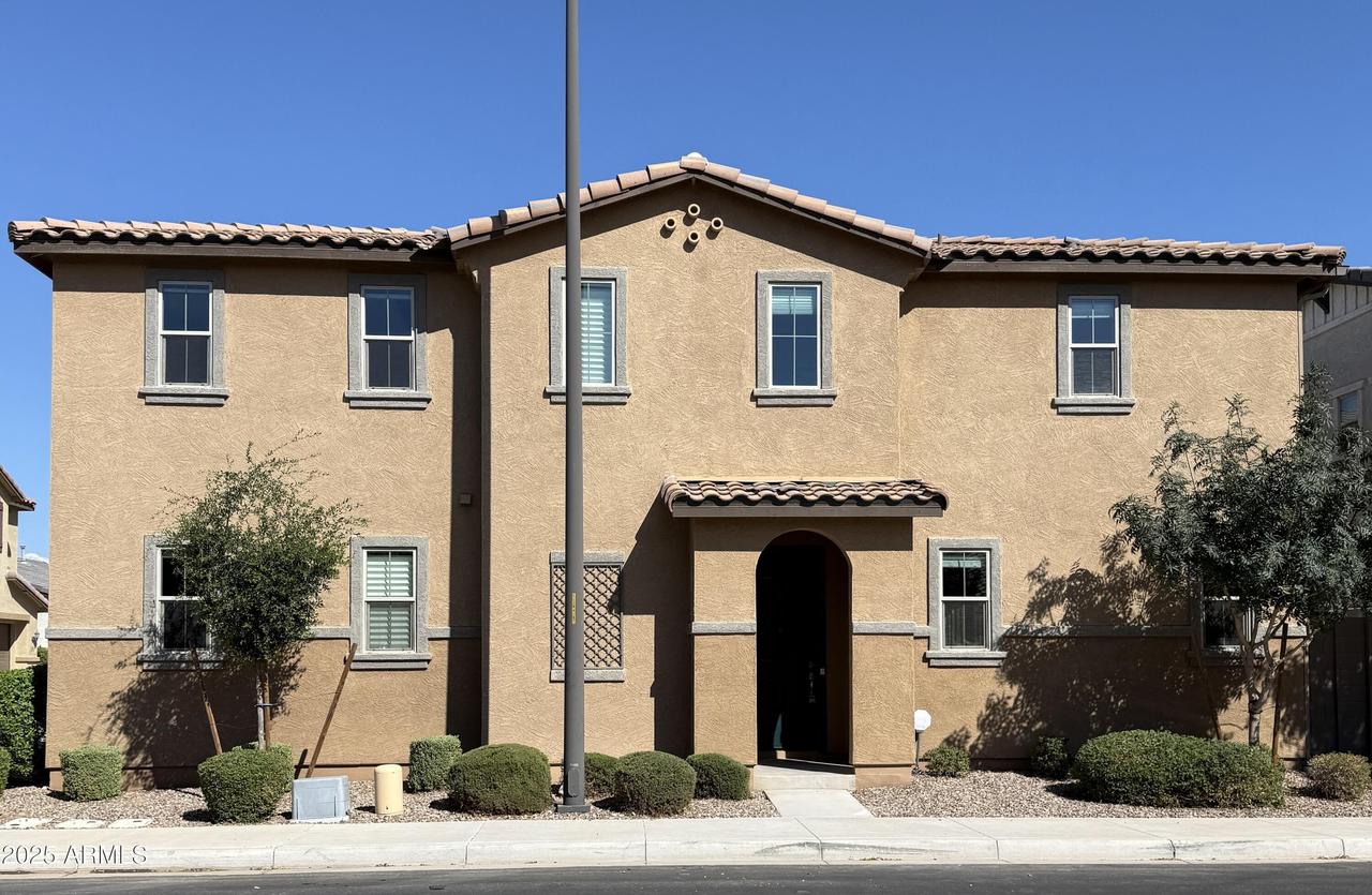 1527 S Loren Ln., Gilbert, AZ 85296