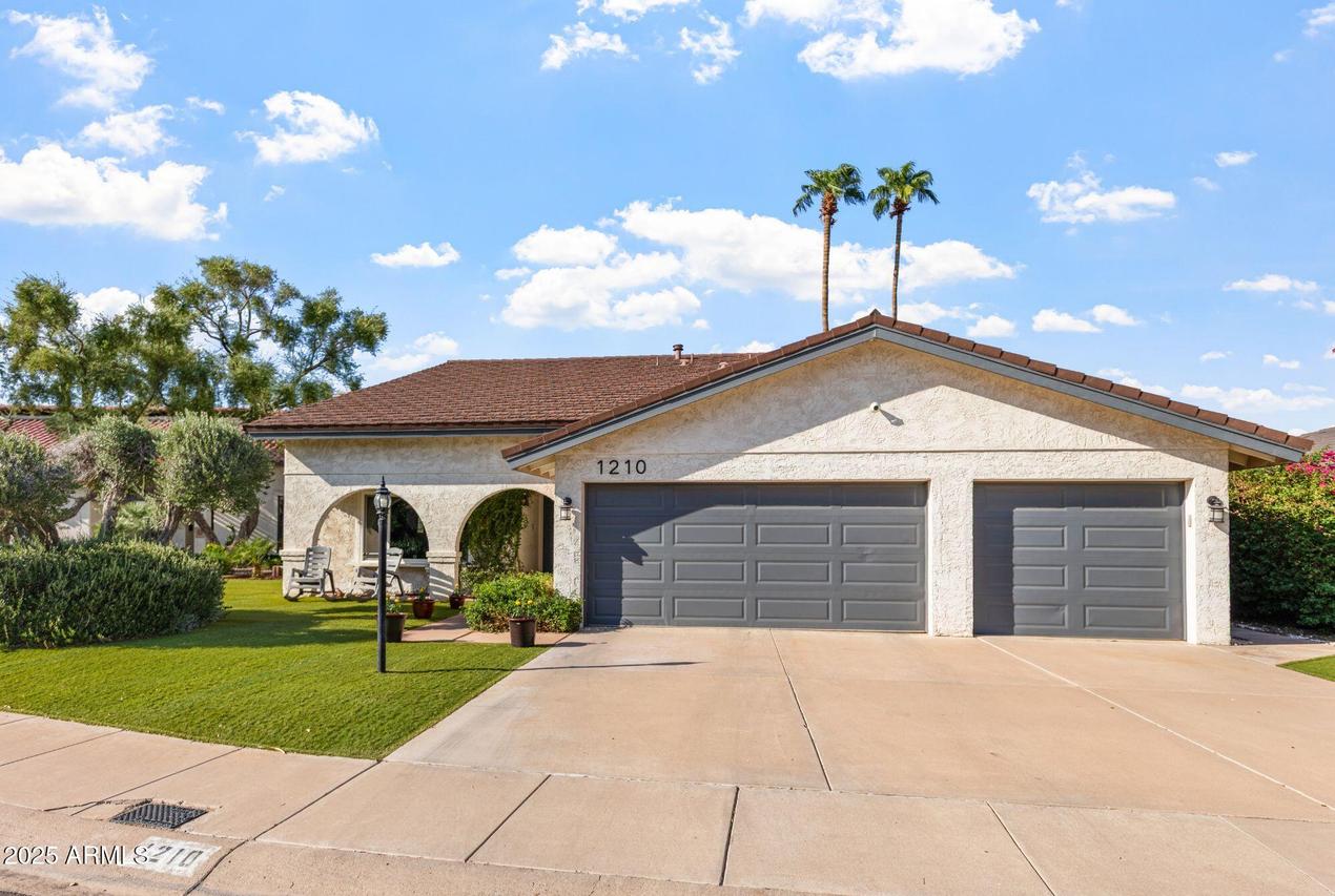 1210 E Harbor View Dr., Tempe, AZ 85283