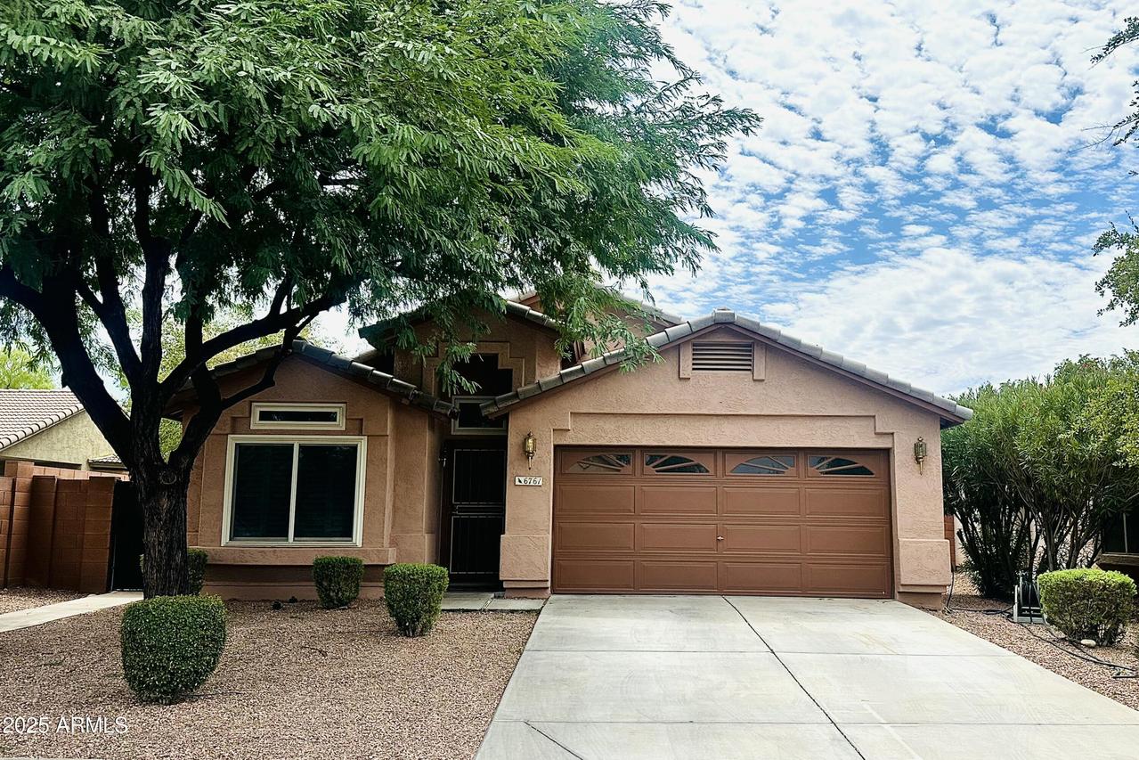 6761 W Del Mar Ln., Peoria, AZ 85381