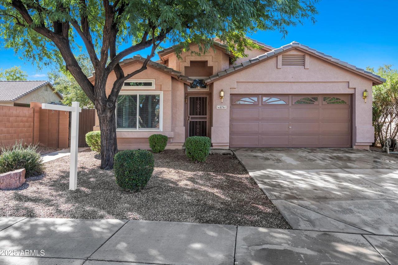 6761 W Del Mar Ln., Peoria, AZ 85381