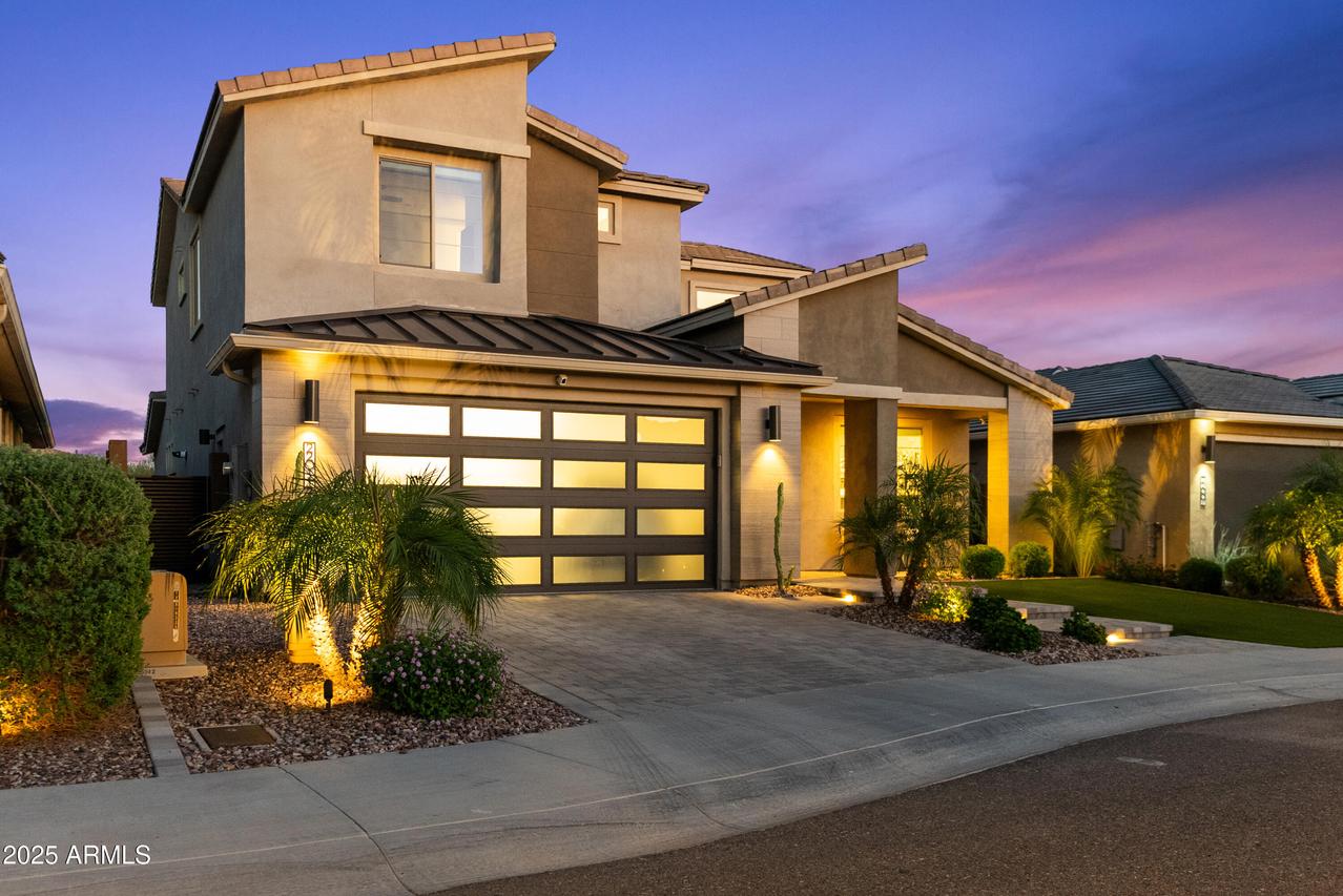 22011 N 34th Way, Phoenix, AZ 85050