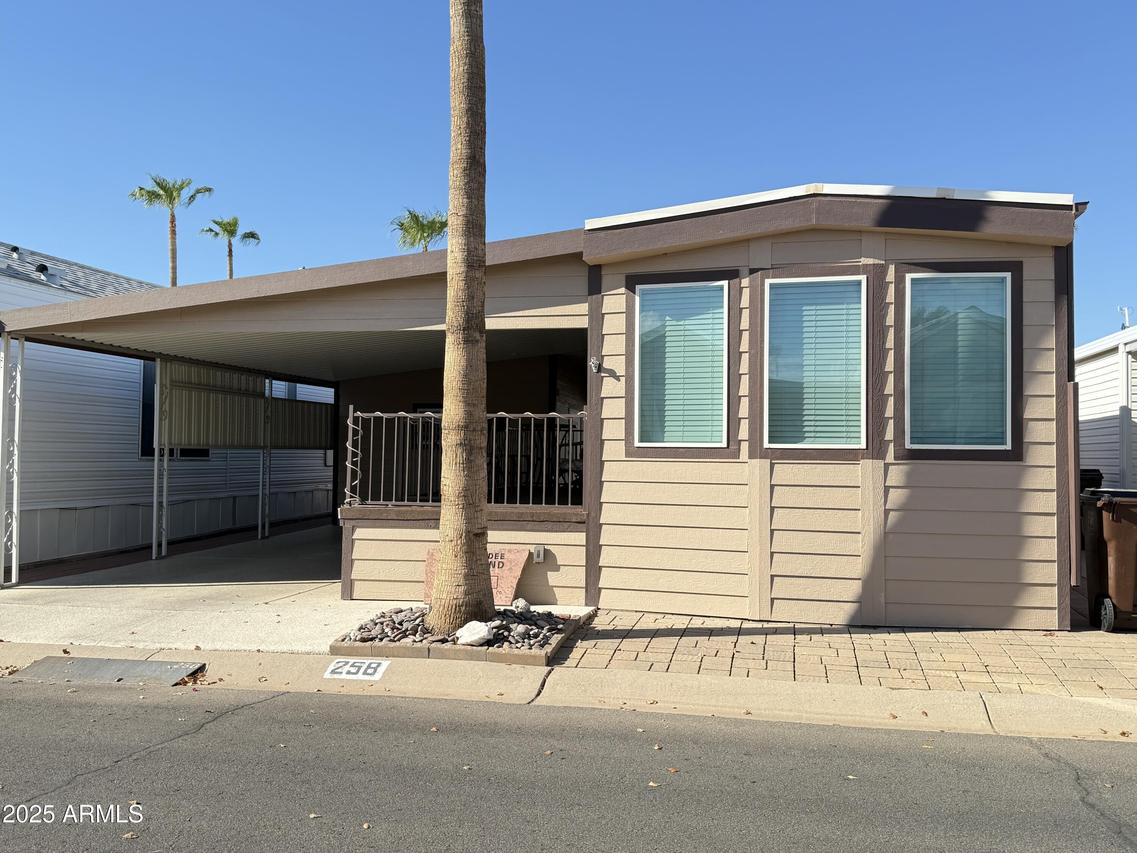 258 Beryl Dr., Apache Junction, AZ 85119