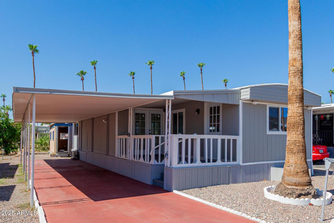 2050 W Dunlap Ave. #D52, Phoenix, AZ 85021