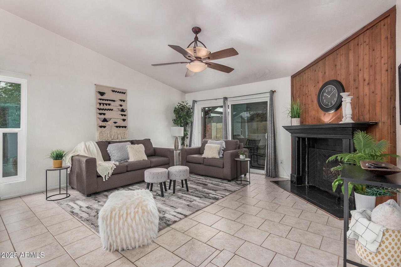 3107 N Pennington Dr., Chandler, AZ 85224