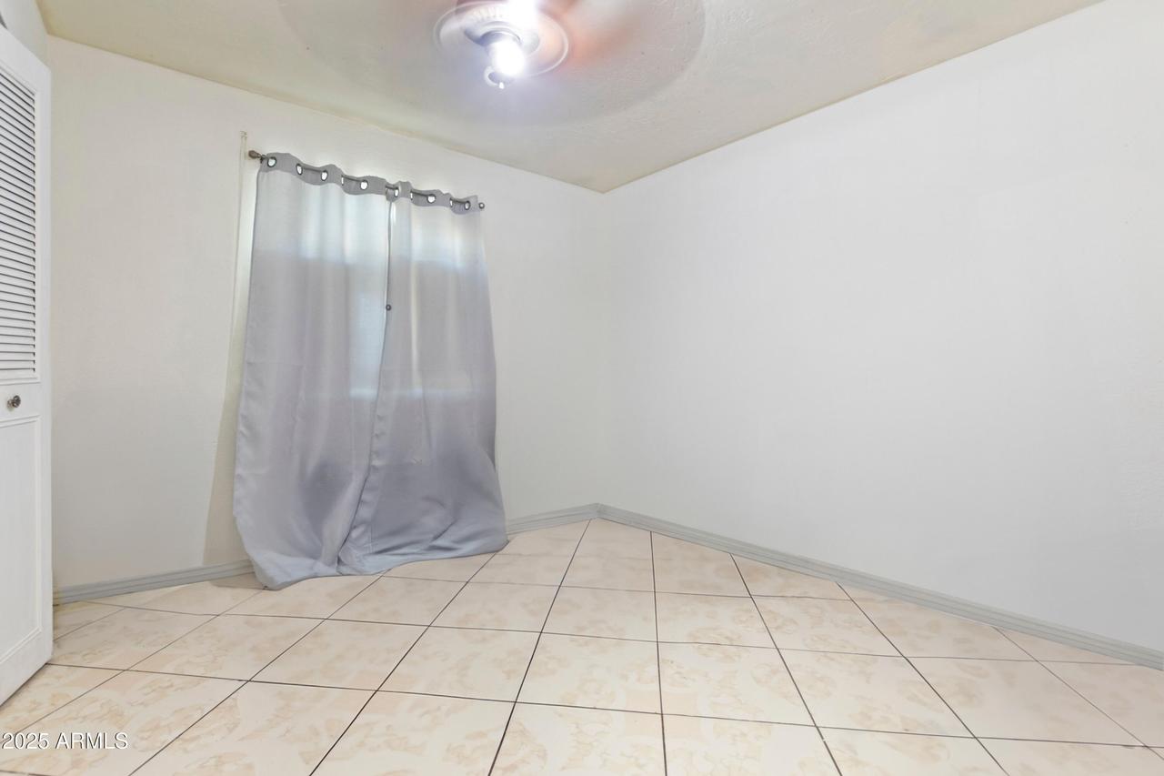 5201 W Monte Vista Rd., Phoenix, AZ 85035