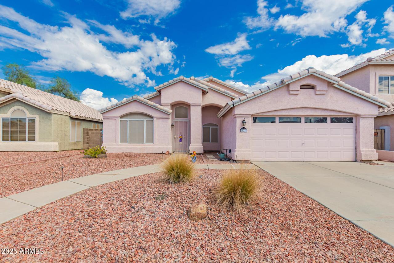 18227 N 85th Dr., Peoria, AZ 85382