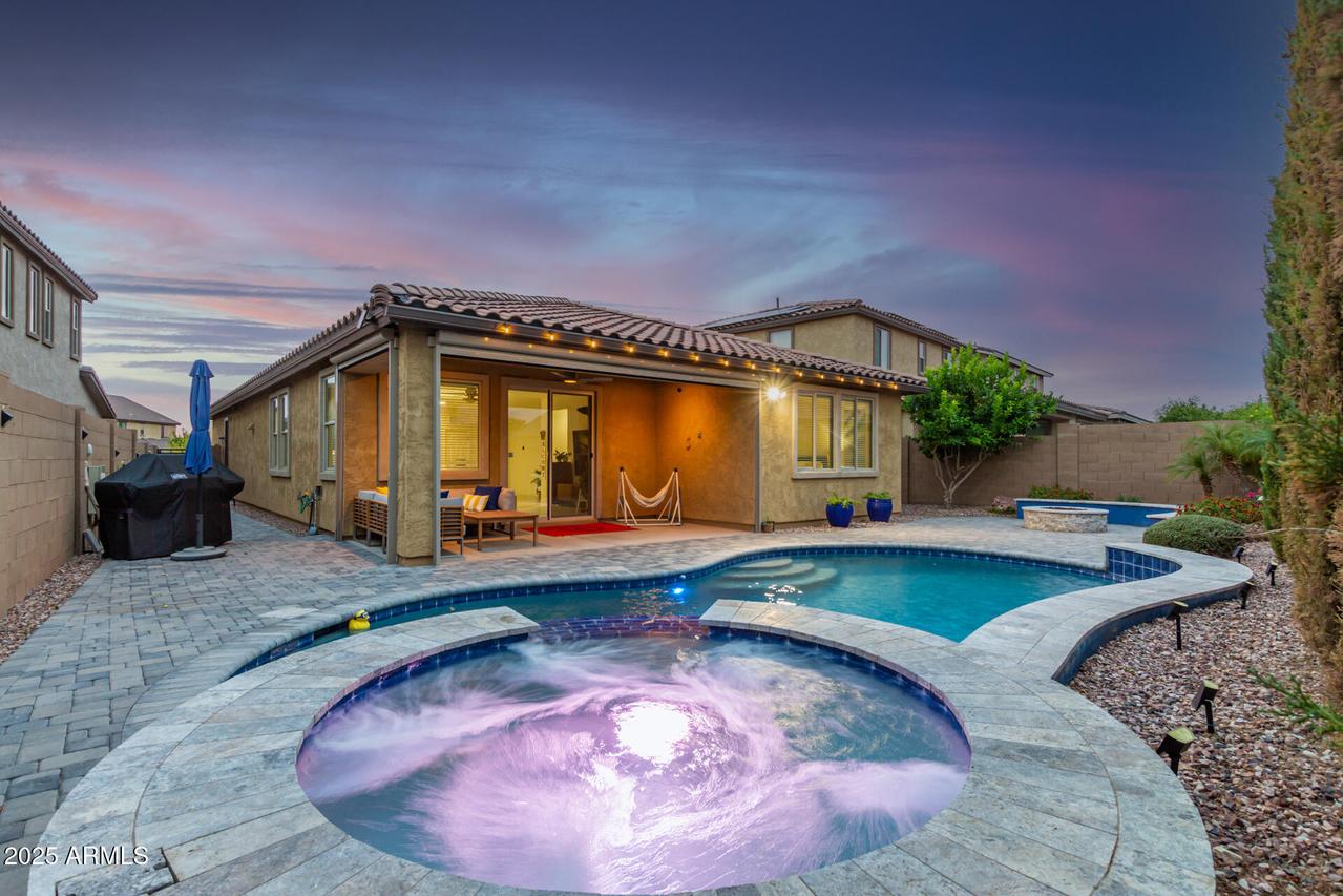 22173 N 101st Dr., Peoria, AZ 85383