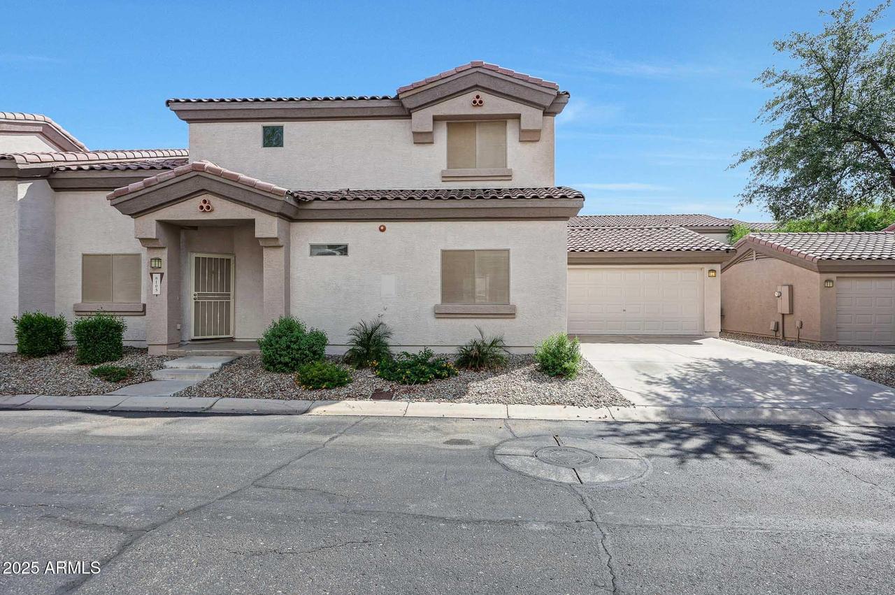 8105 W Beck Ln., Peoria, AZ 85382