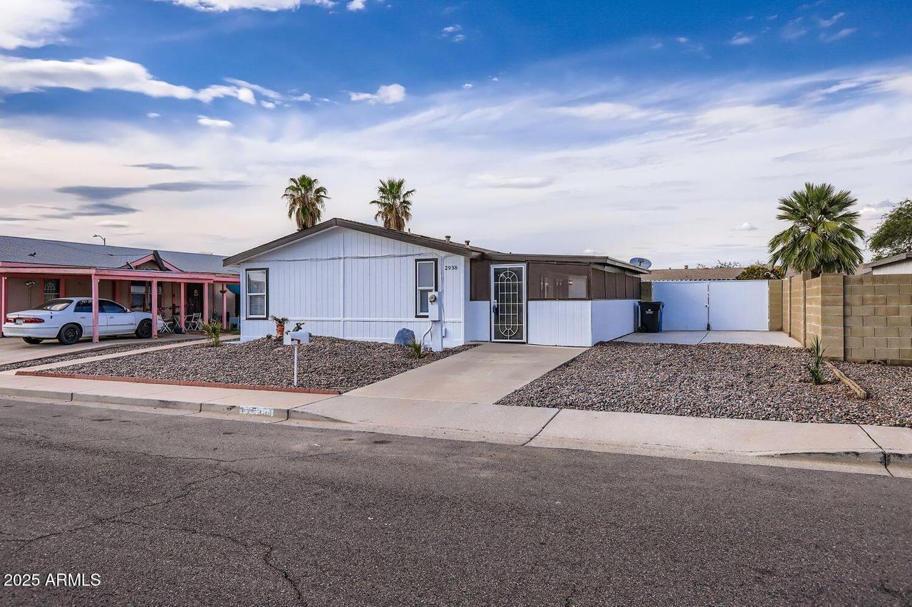 2938 E Tonto Ln., Phoenix, AZ 85050