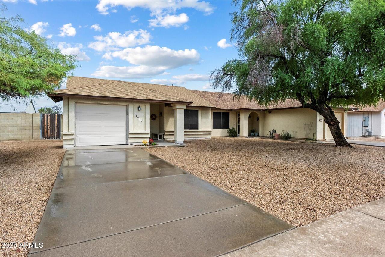 1910 E Sandra Ter., Phoenix, AZ 85022