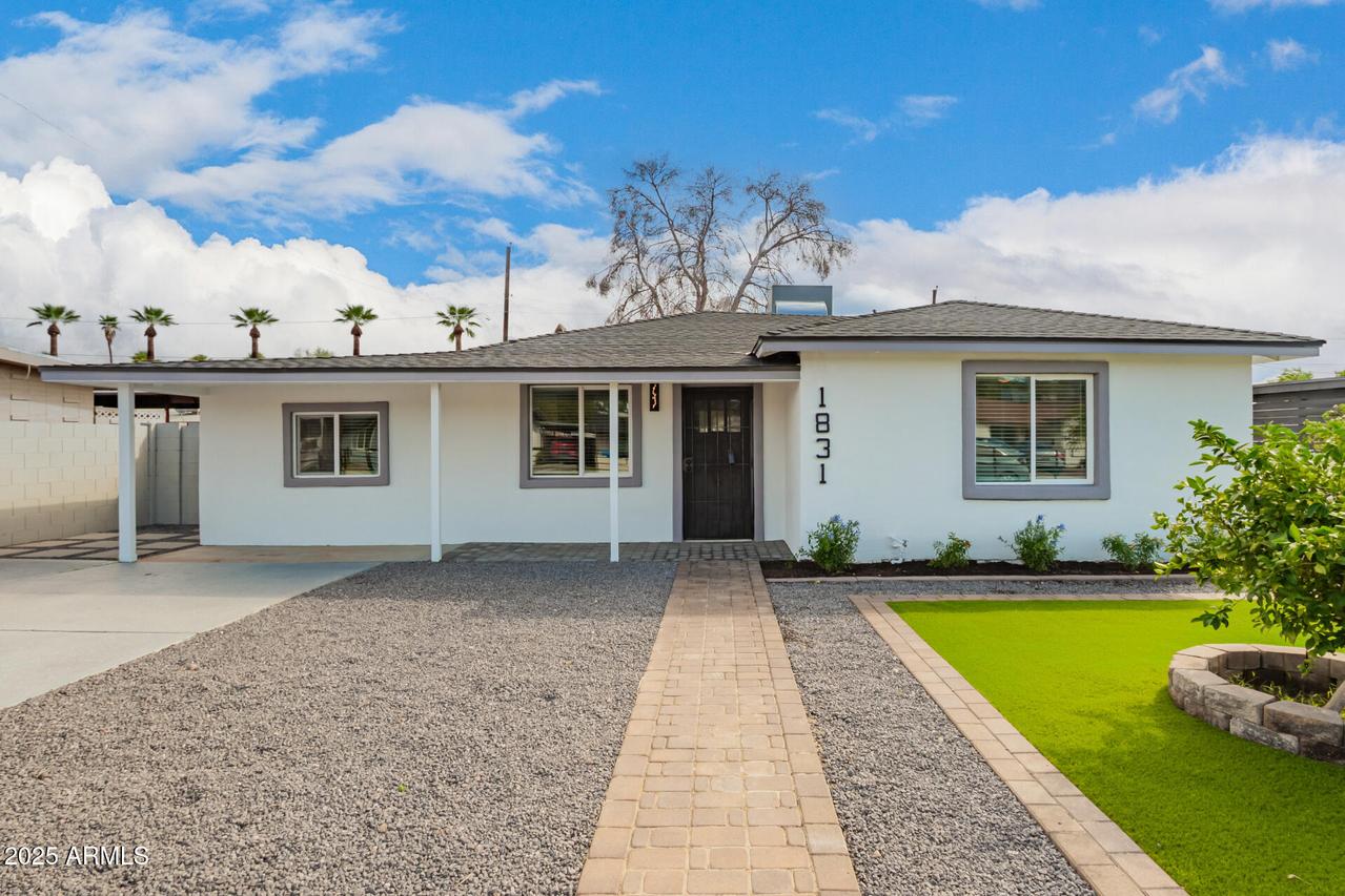 1831 E Monterey Way, Phoenix, AZ 85016
