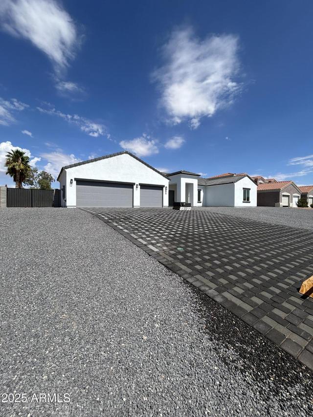8610 W Monaco Blvd., Arizona City, AZ 85123