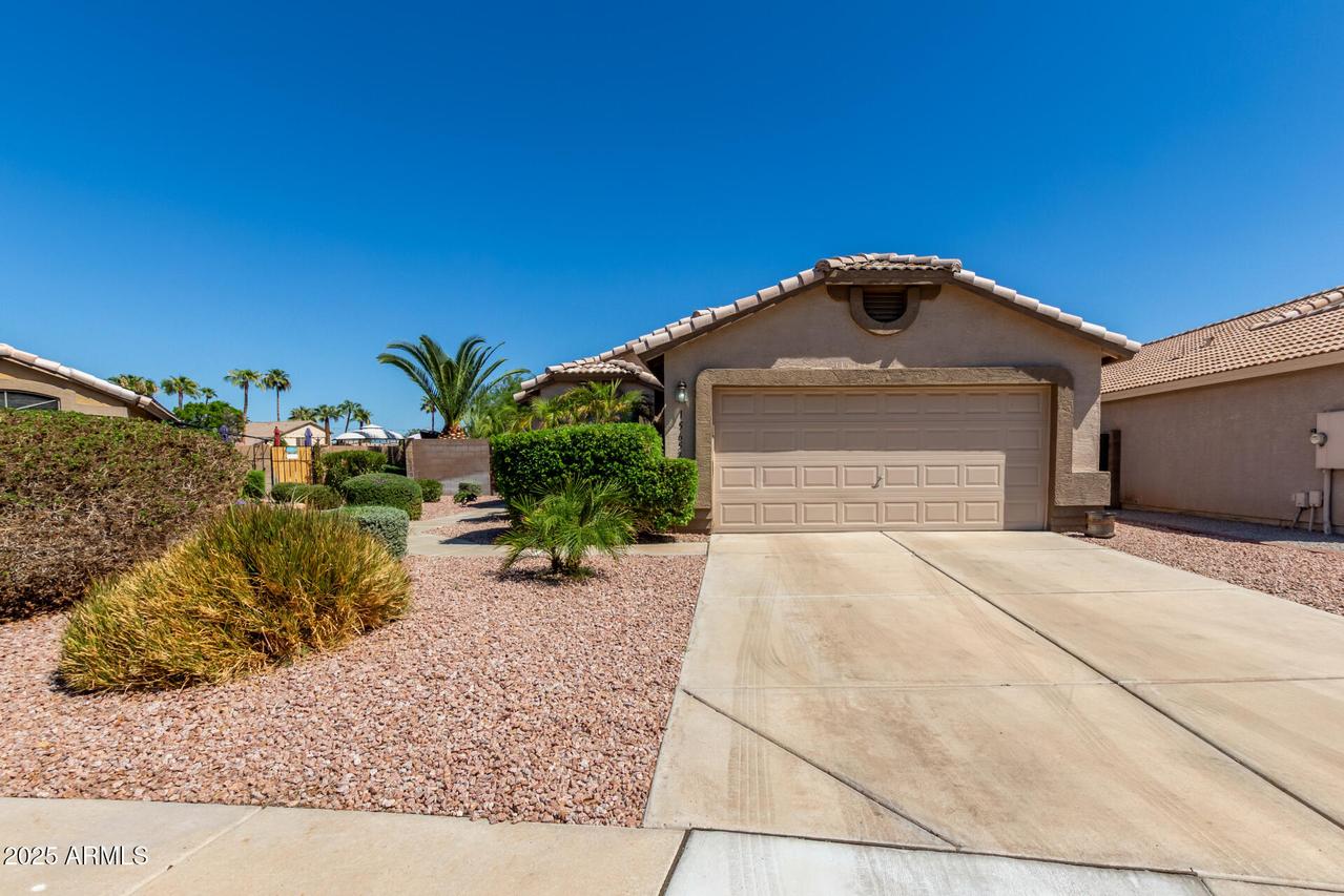 15653 N Lasso Dr., Surprise, AZ 85374