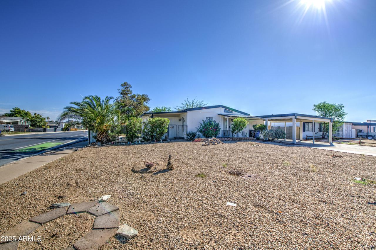 1963 E Michigan Ave., Phoenix, AZ 85022