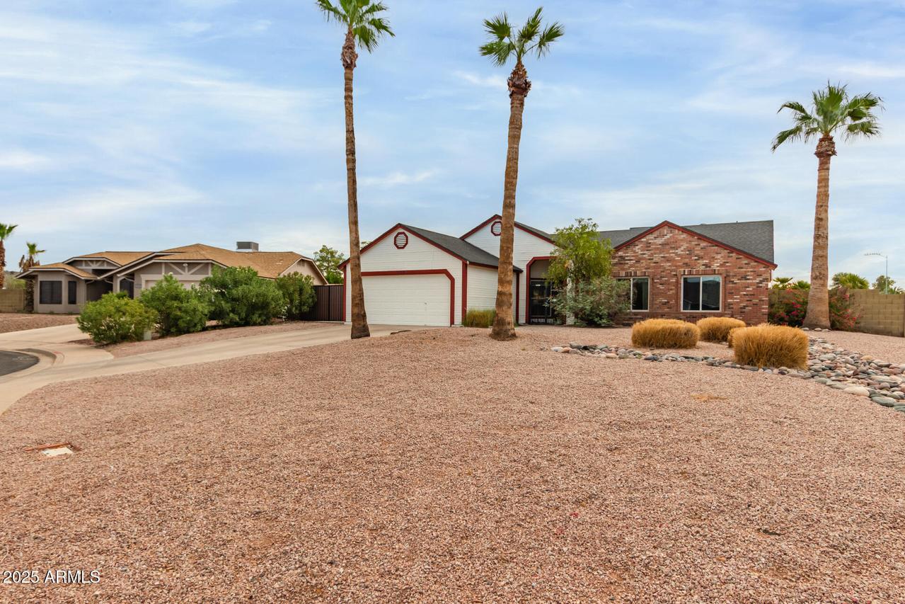 1705 N Diego Cir., Mesa, AZ 85205