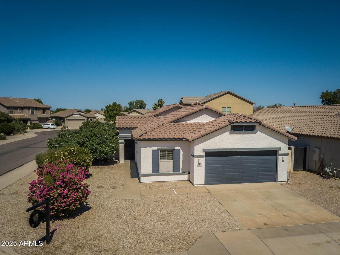 3294 W Hayden Peak Dr., San Tan Valley, AZ 85144