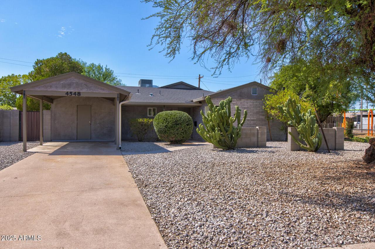 4548 N 11th Ave., Phoenix, AZ 85013