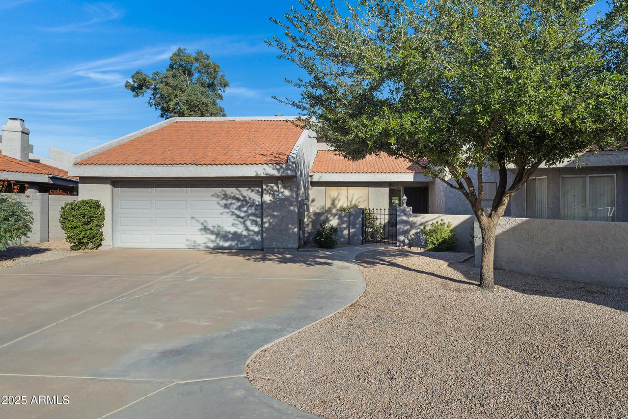 792 W El Monte Pl. #8, Chandler, AZ 85225