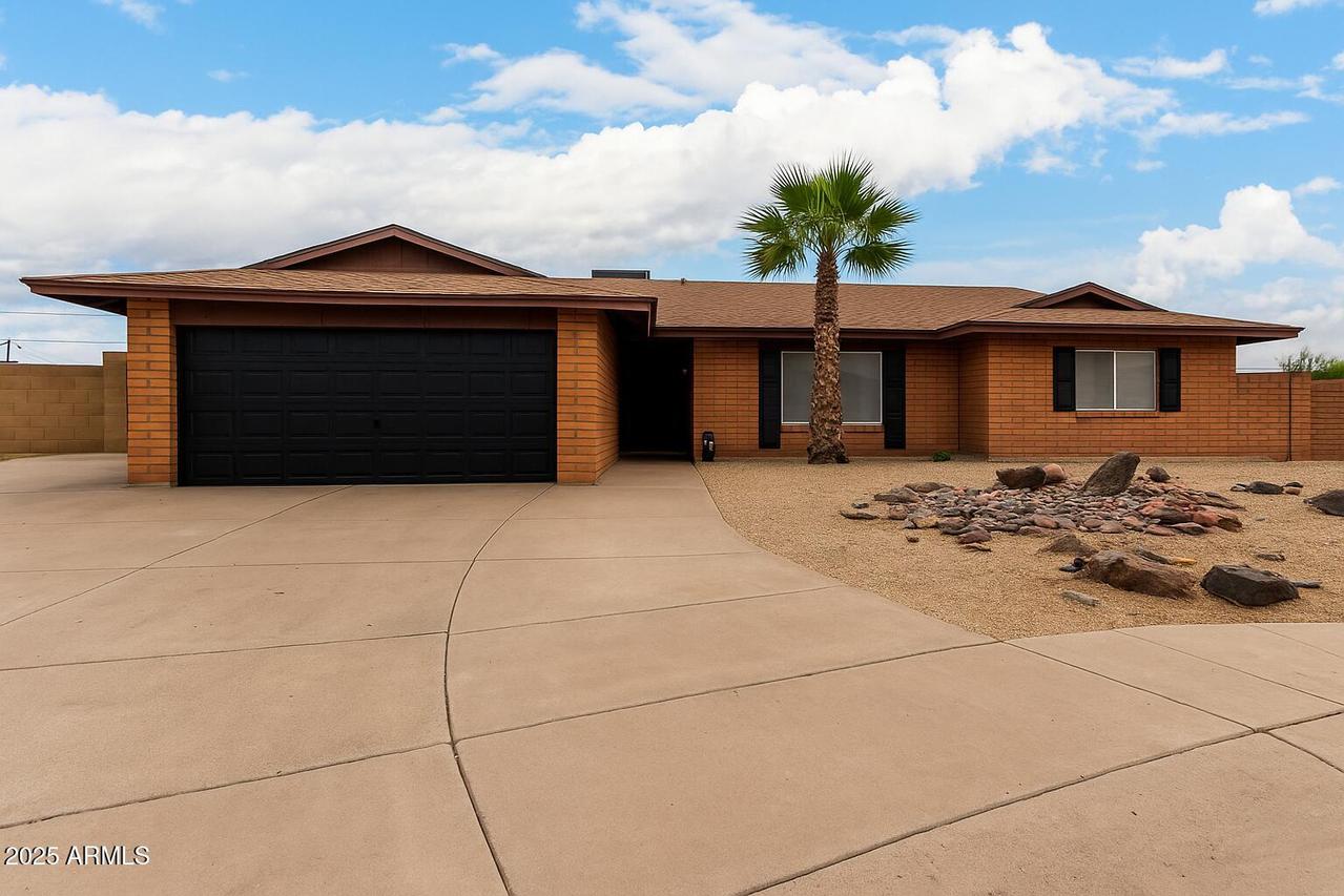 4210 W Montebello Ave., Phoenix, AZ 85019